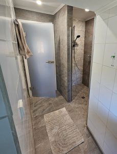 Dusche, Handtuch, Teppich